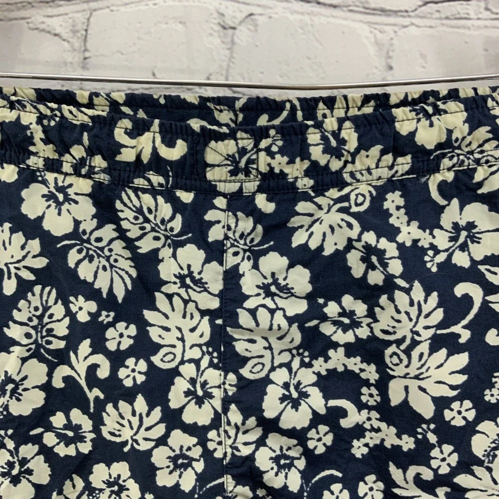 Eddie Bauer Sports Shorts Mens Sz M Mesh Lining‎ Floral Print Swim Trunks